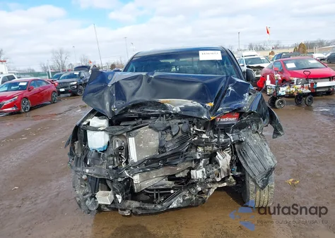 2015 Toyota Tacoma Base V6 z USA, uszkodzony, nr VIN 3TMLU4ENXFM201312